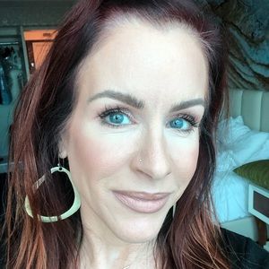 🌸welcome to my closet!🌸